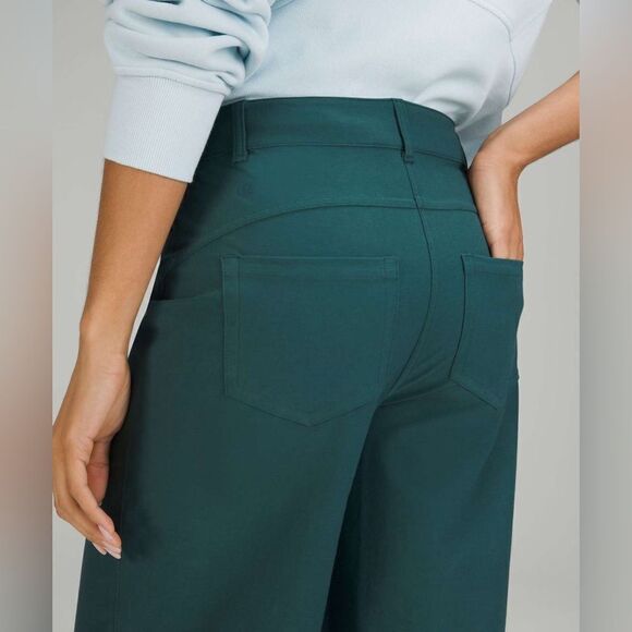 NEW Lululemon City Sleek 5 Pocket Wide-Leg High-Rise Pant Light Utilitech - Picture 2 of 6